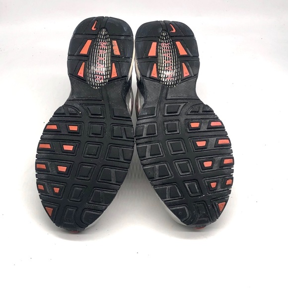 Nike Max Air White Silver Women’s Athletic Sneaker - Picture 6 of 8